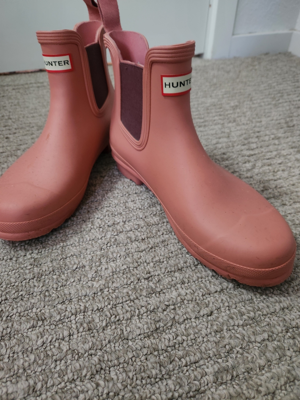 Hunter Chelsea Rain Boots Coral Pink